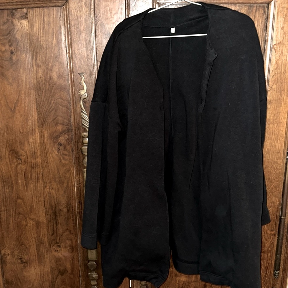 Black Muji sweatshirt jacket